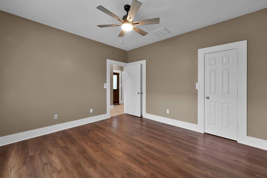 1st floor bedroom.