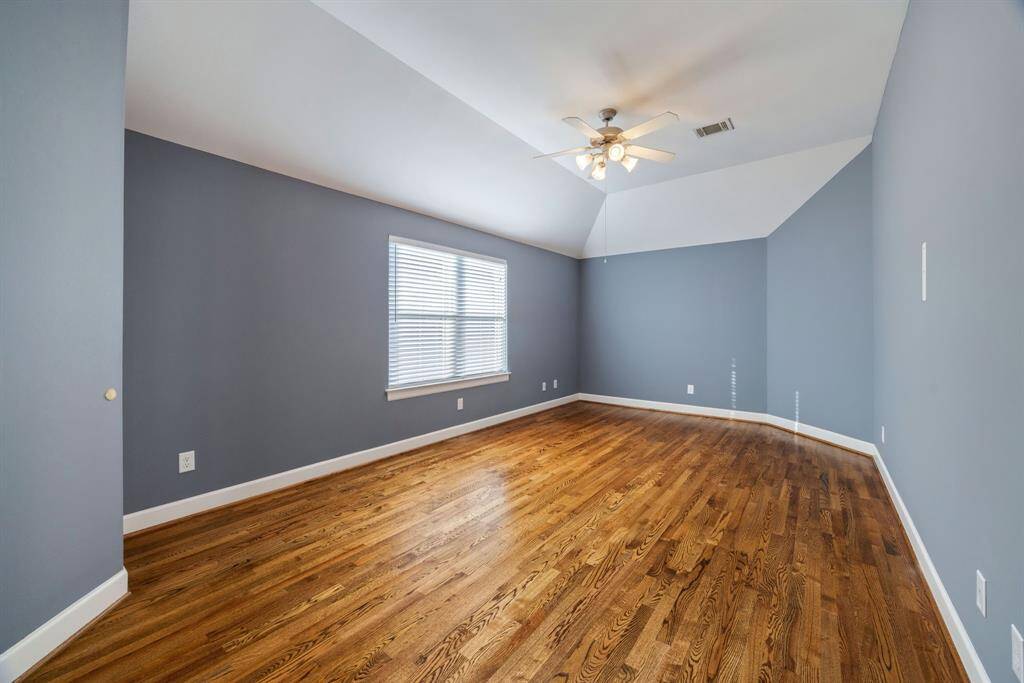 Additional view of the primary bedroom