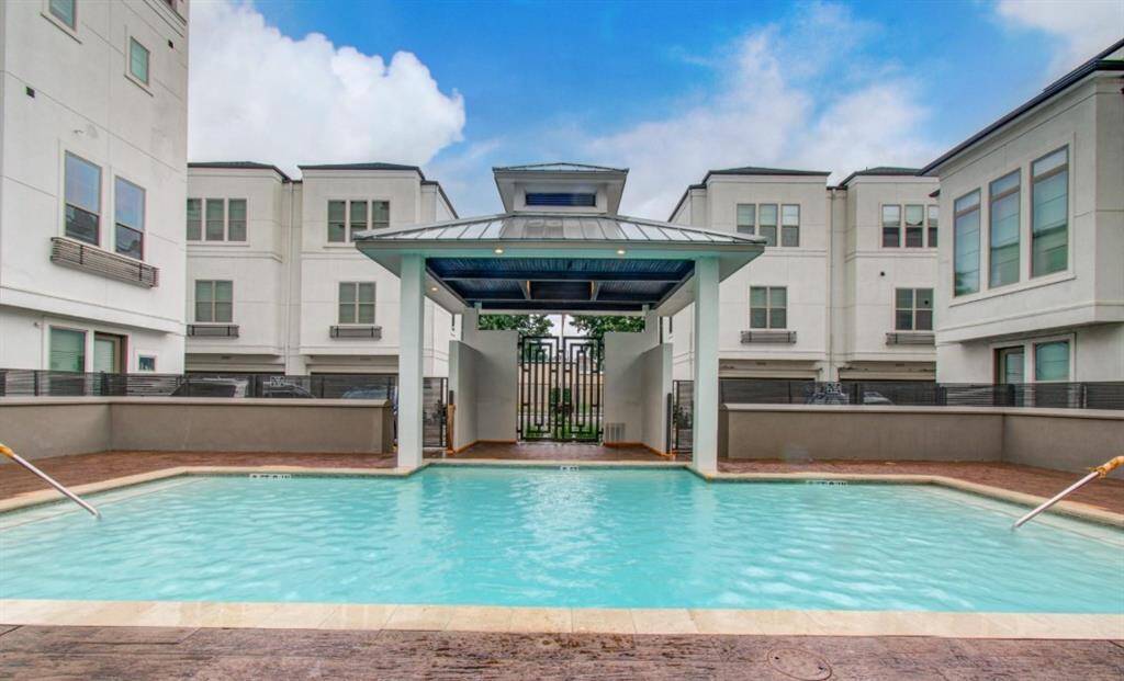 YOU could be enjoying THIS pool soon!