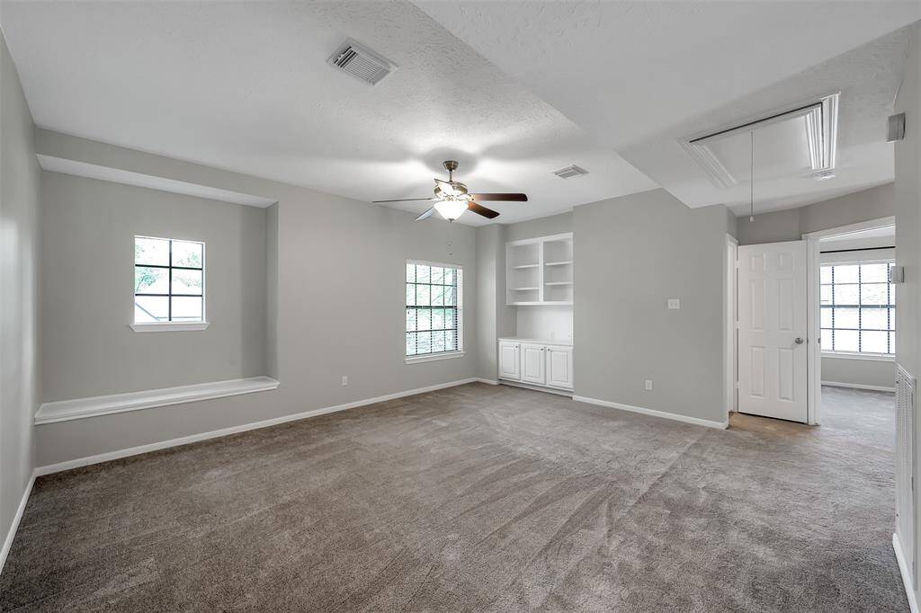 Guest bedroom #2 is oversized