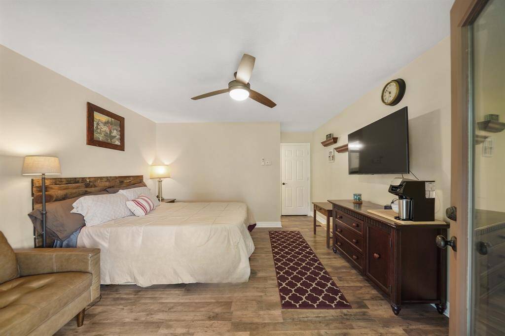 Detached guest suite