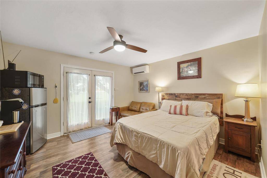 another view of the detached guest suite
