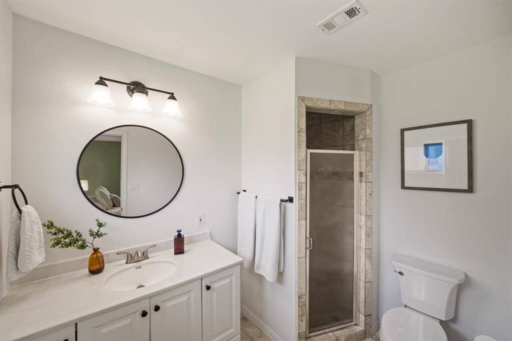 Ensuite primary bath