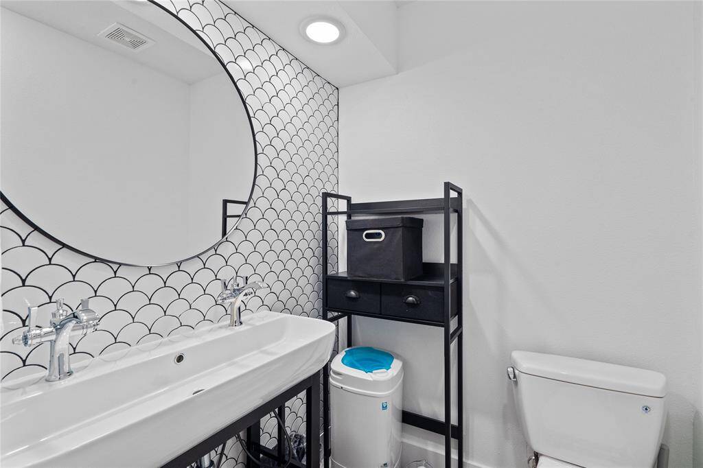 Downstairs half bath