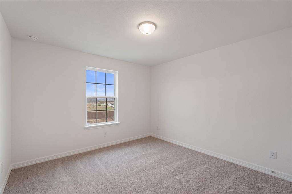 Note: Sample product photo. Actual exterior and interior selections may vary by homesite. Photo may be virtually staged