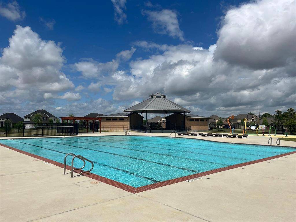Katy Lakes includes a jr. olympic pool perfect for the kids and adults to enjoy.