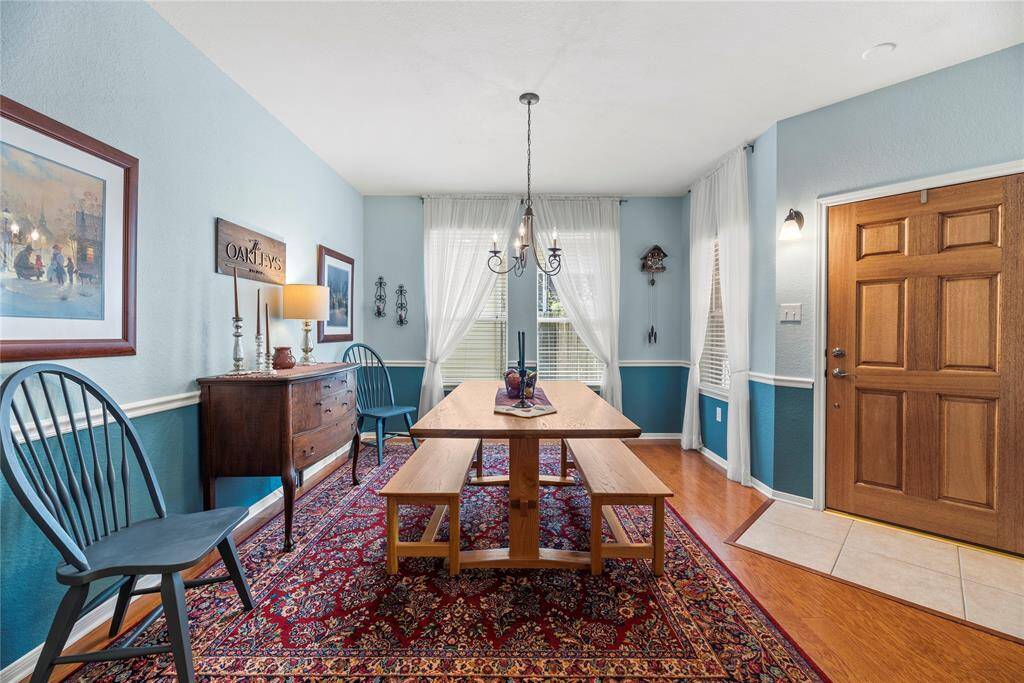 Inviting dining area upon entering the front door.