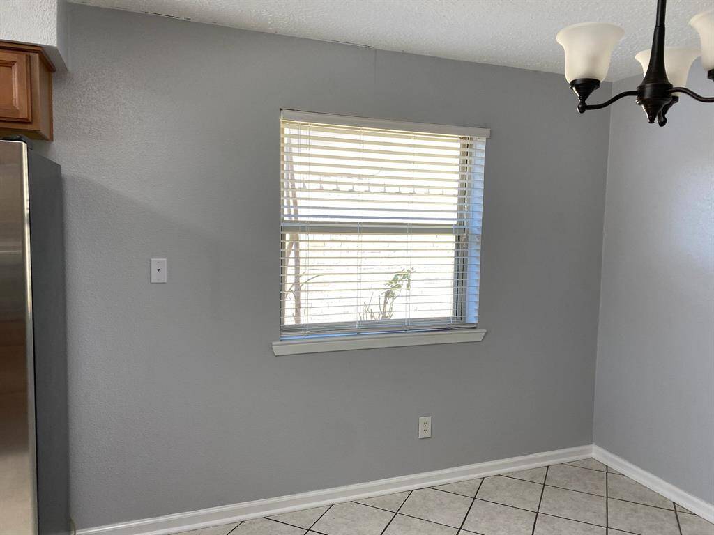 Dining area in kitchen