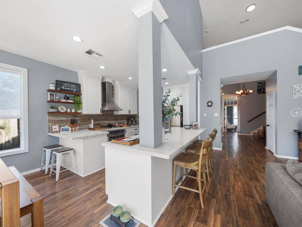 The island allows for ample additional seating!