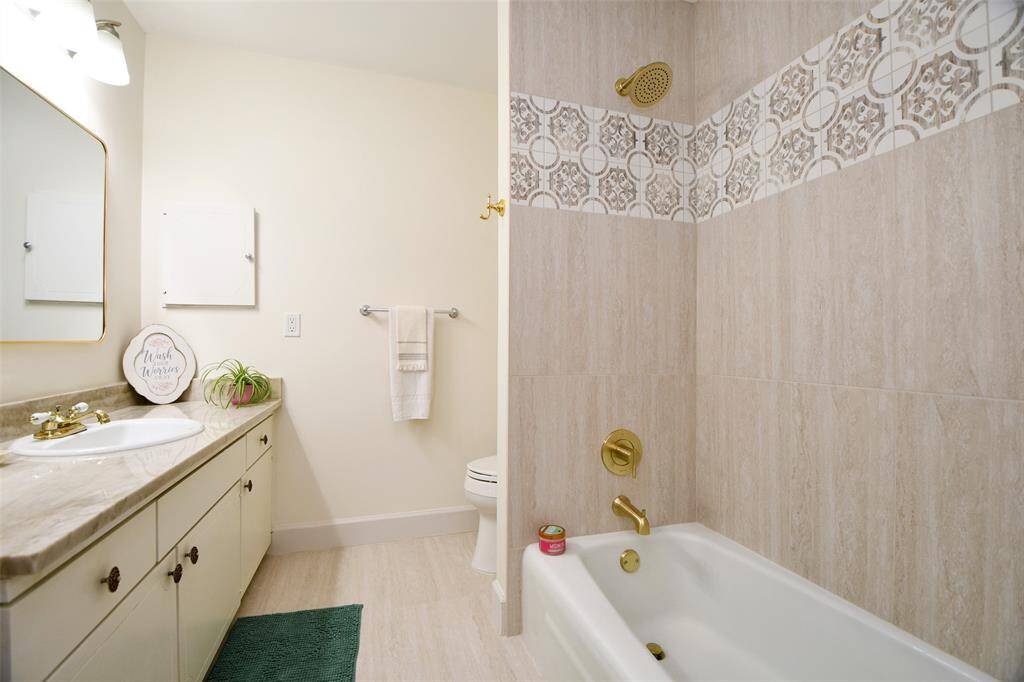 Updated secondary bathroom