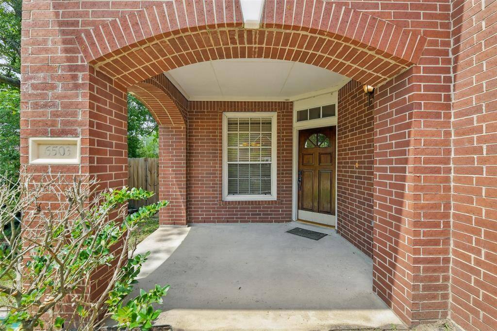 A quaint front porch beckoning you in.
