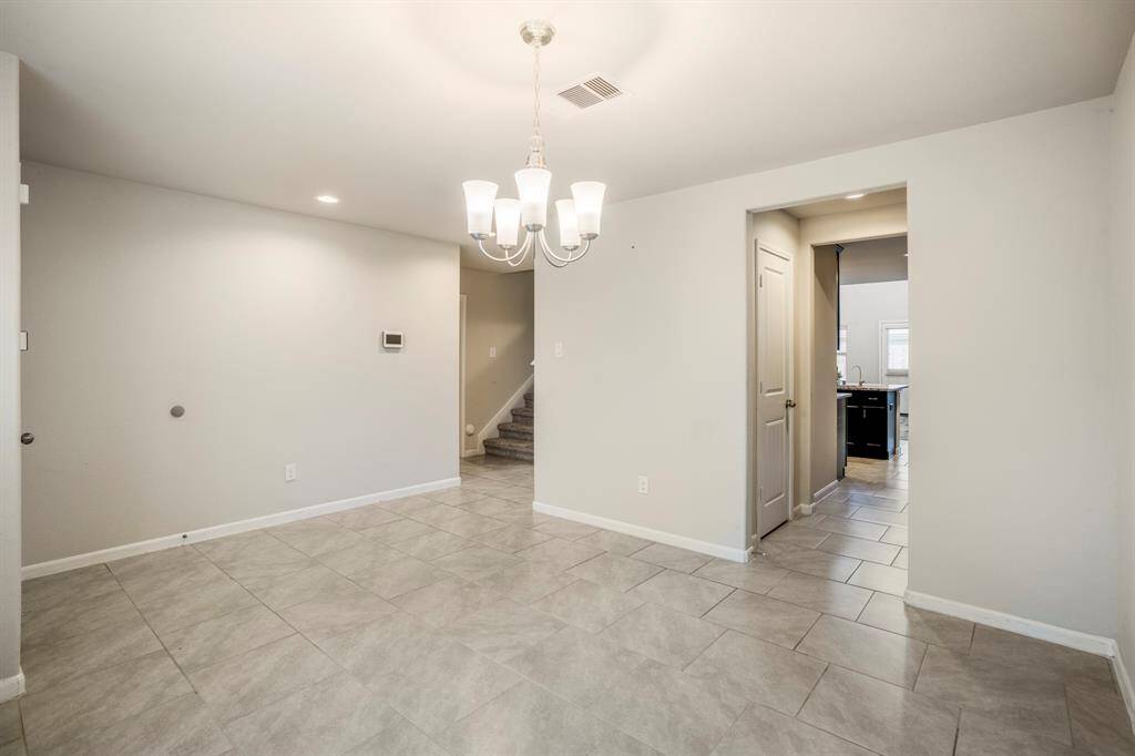 This home is light and bright and makes the ideal home for singles or families.
