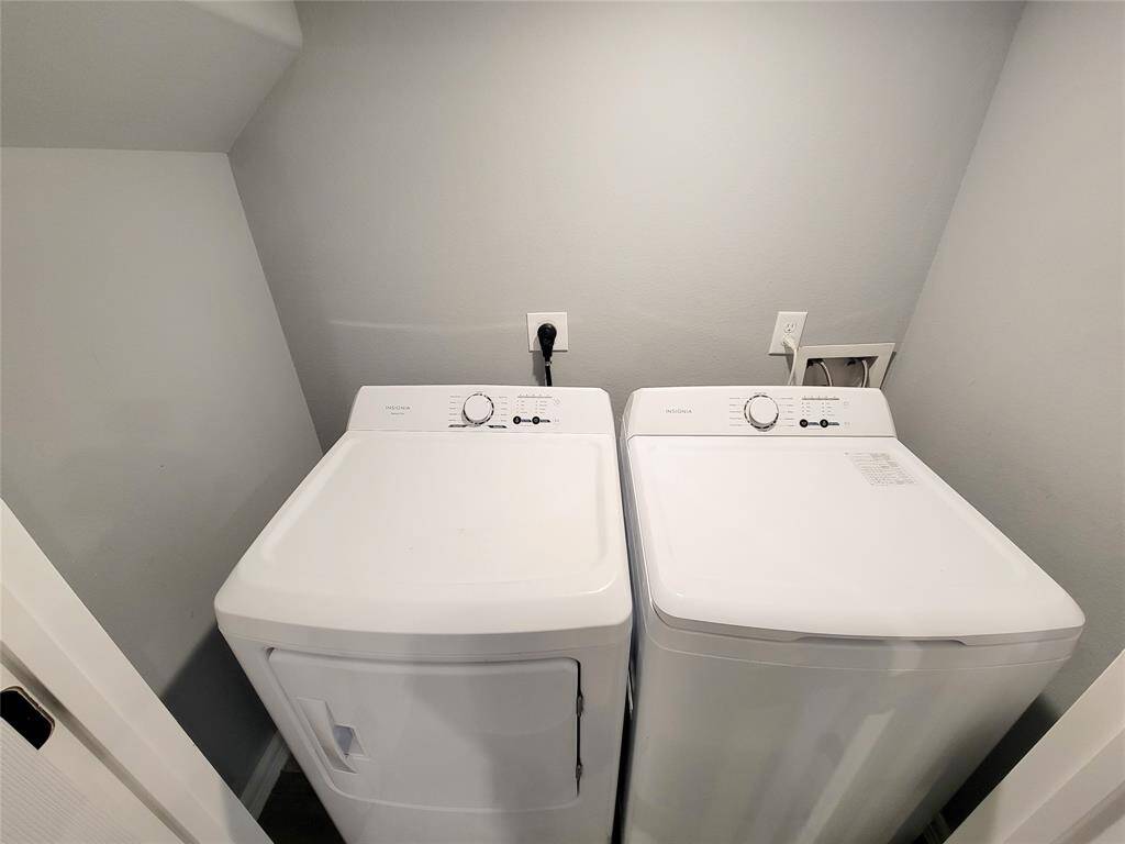 Washer and dryer included