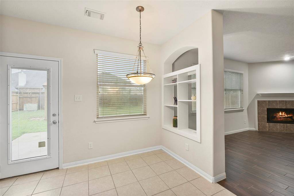 Breakfast Room