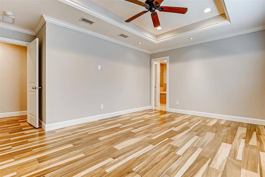 With ample space to accommodate your king-sized bedroom set, this suite offers both comfort and style. Continue through to your private ensuite bathroom for a perfect retreat.