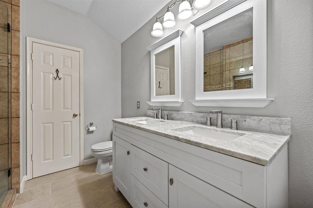 Primary bath with double sinks