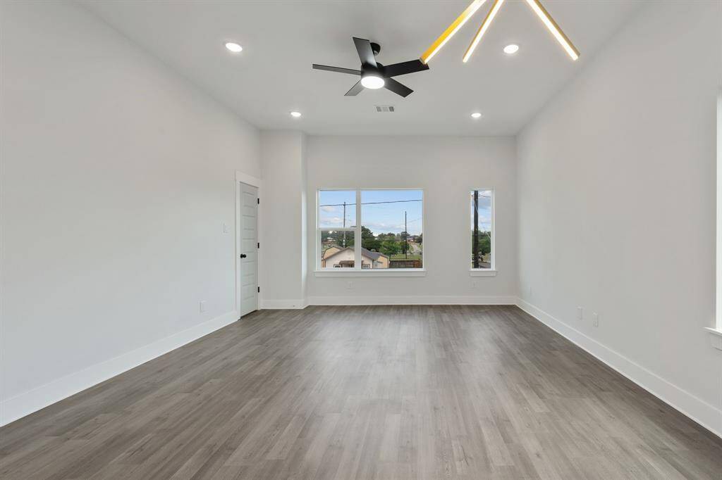 Upstairs Living Area