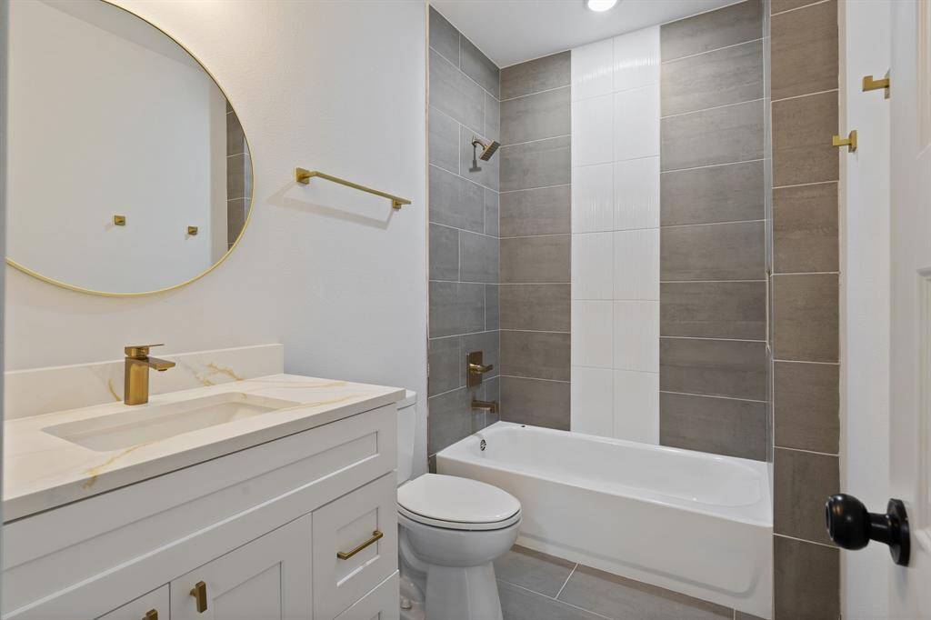 Secondary Bathroom