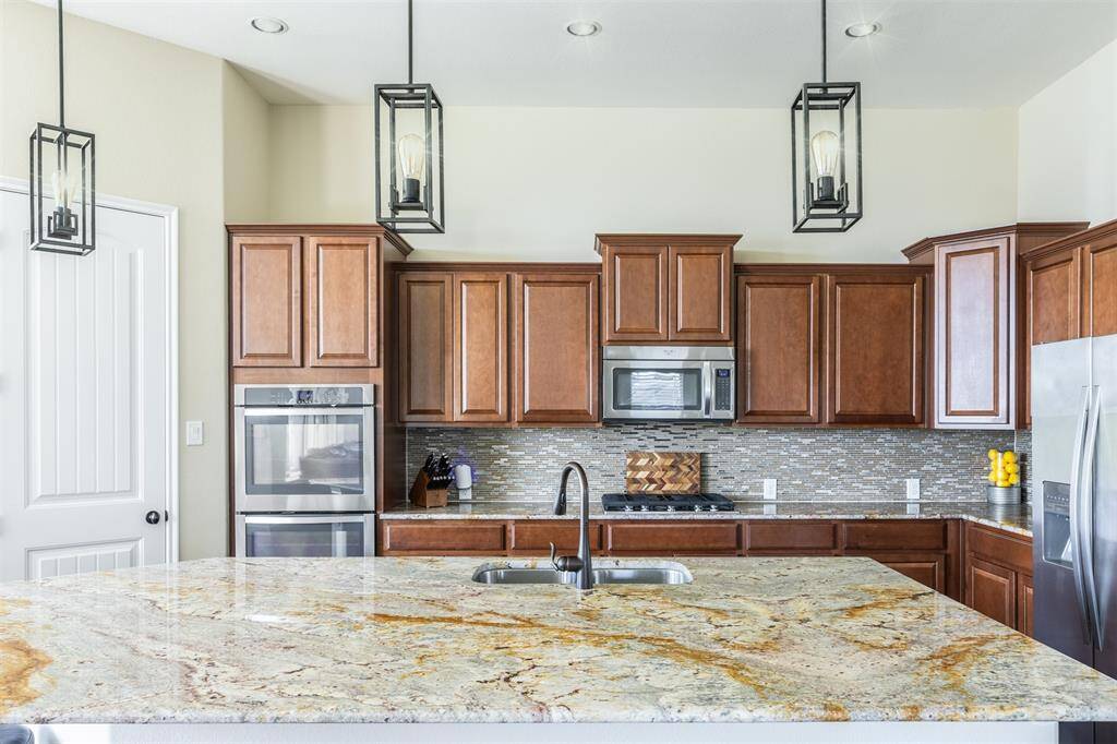 Terrific place to entertain family and friends.