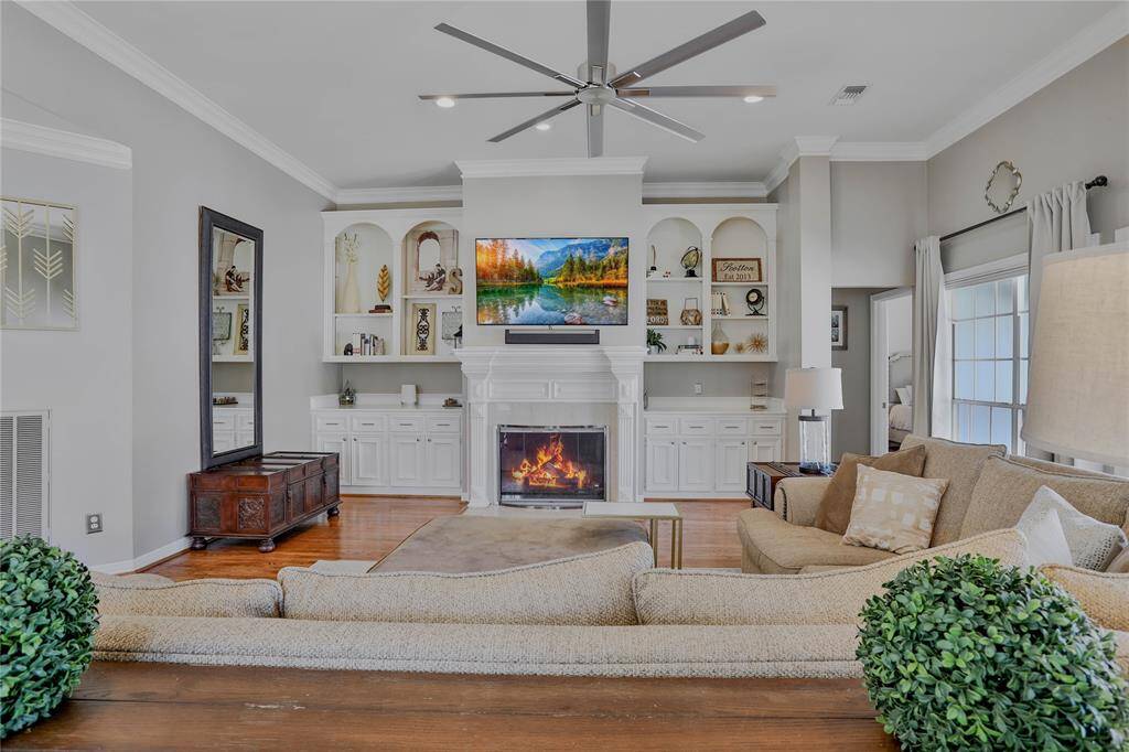 View of living room :4.