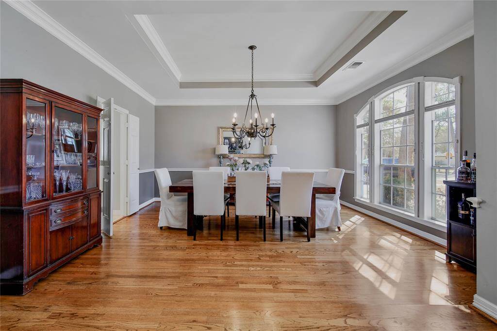 View of dining room :3.