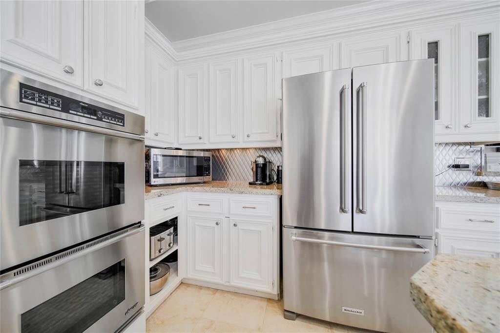 View of kitchen :2.