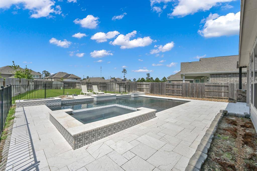 Hot tub!
