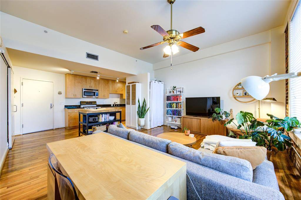 Comfortable seating for relaxationRoom for entertainment and socializing