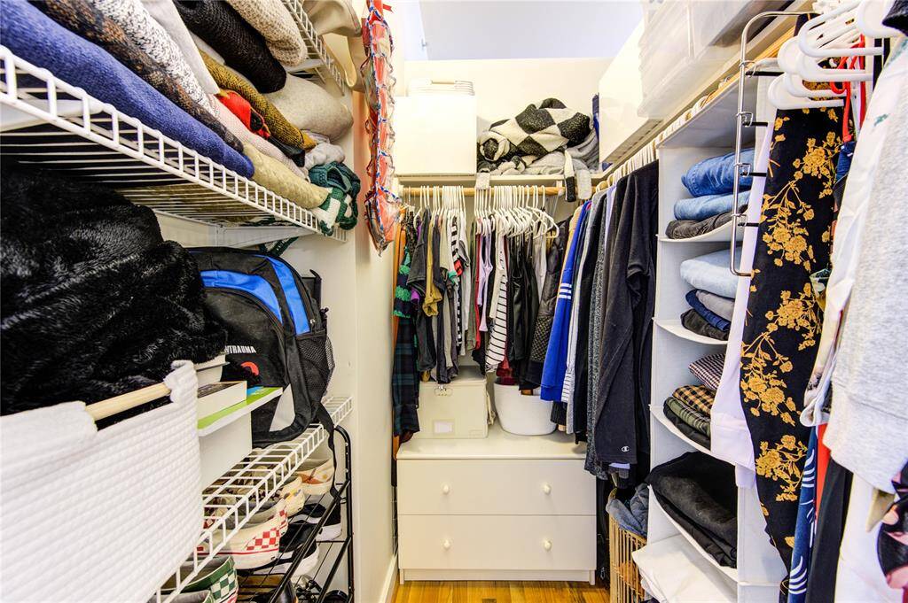 Ample storage for clothes and accessories