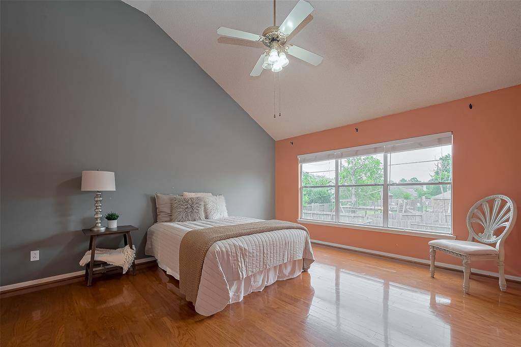 Primary bedrooms and vaulted ceilings
