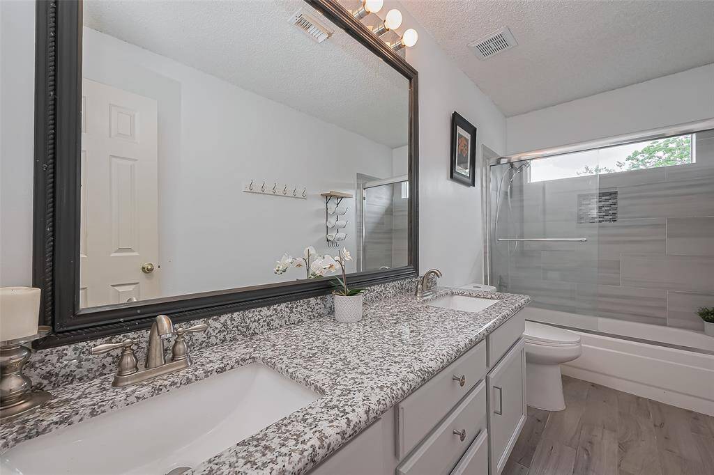 The 2nd Full bathroom is an oversized luxury