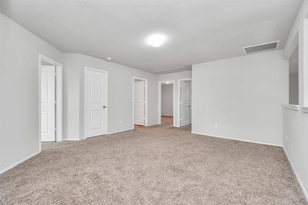 Photos displayed may be of similar unites or floor plans featuring the same finishes.