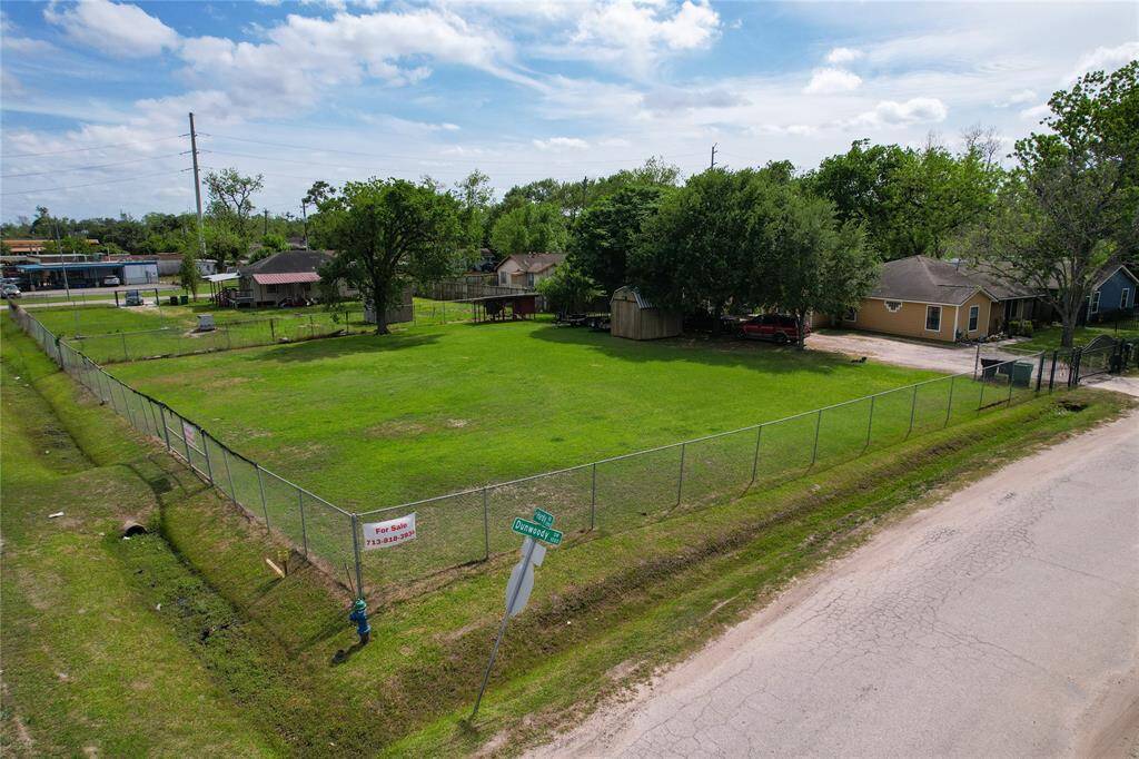 Don’t miss your chance to turn this blank canvas into your next big project!