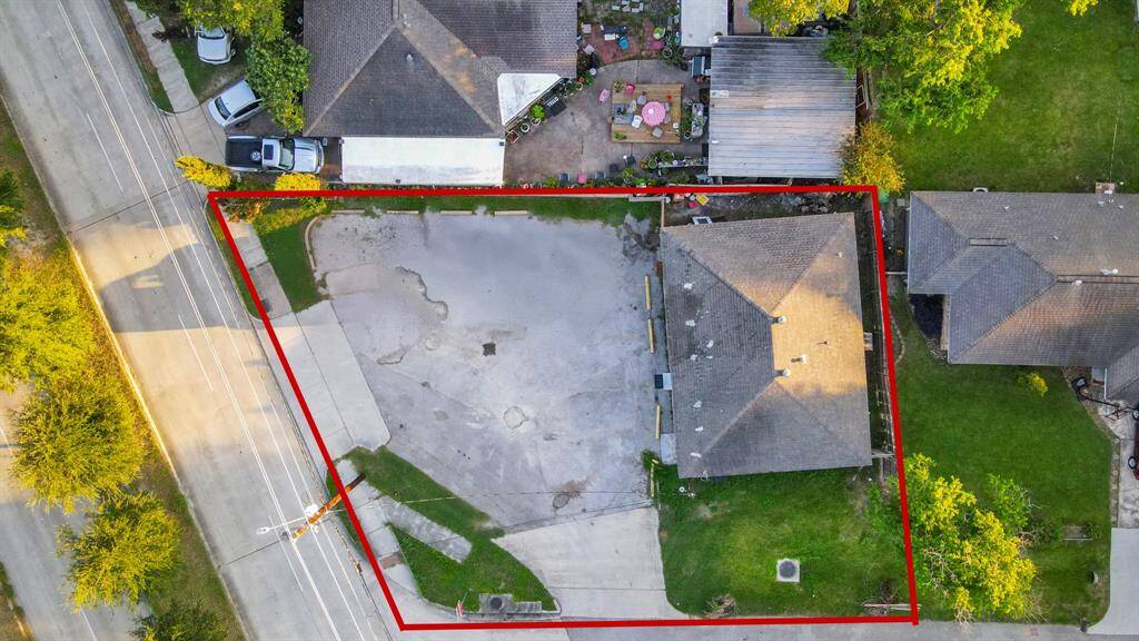 Corner lot with enhances curb side appeal, sidewalks, and more.