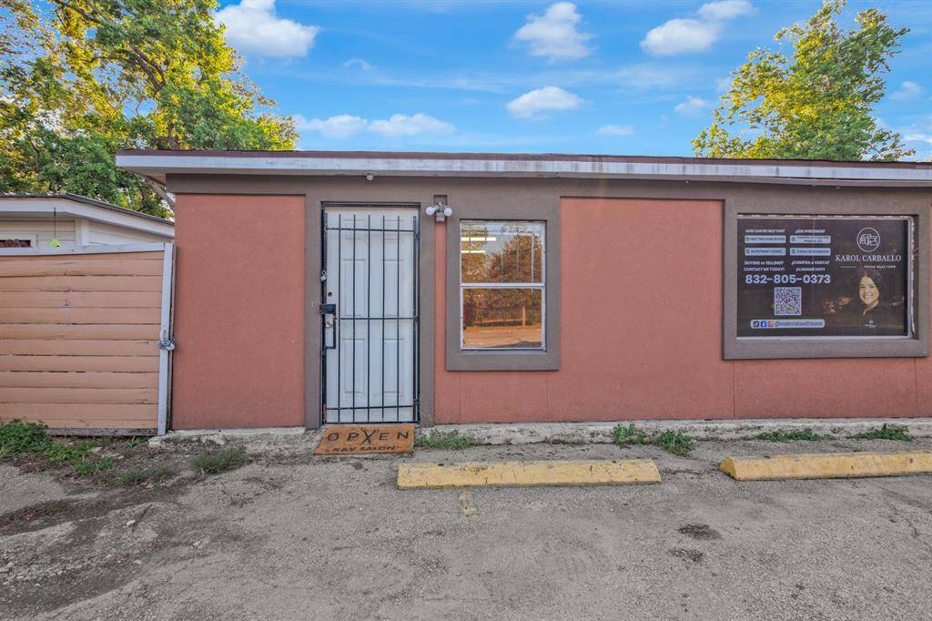 Unit #2 available for immediate move-in