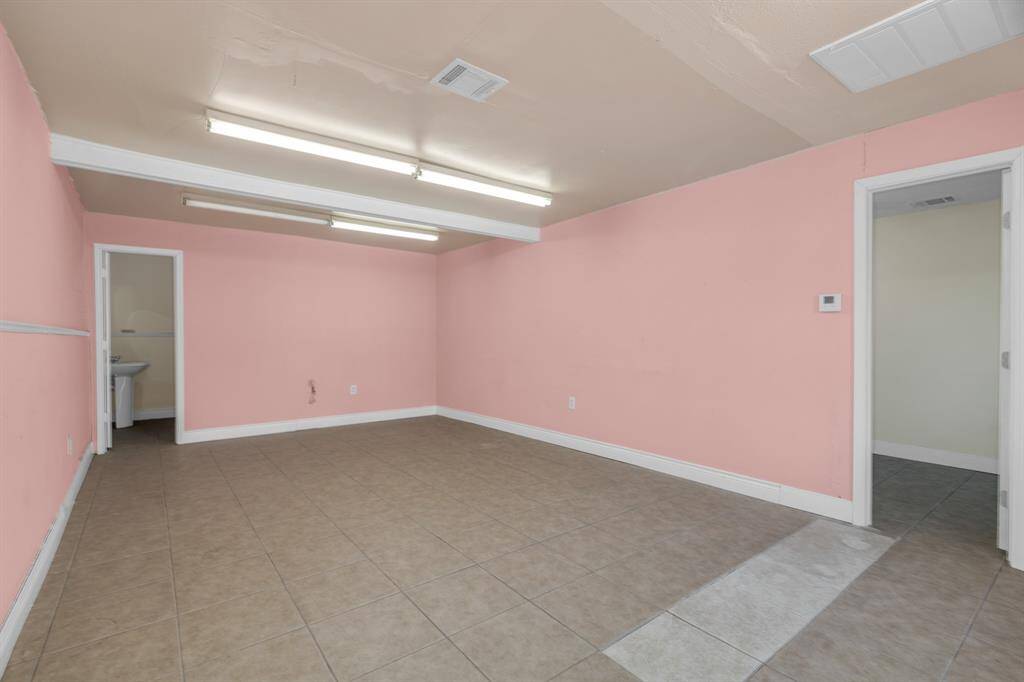Unit #2 available for immediate move-in