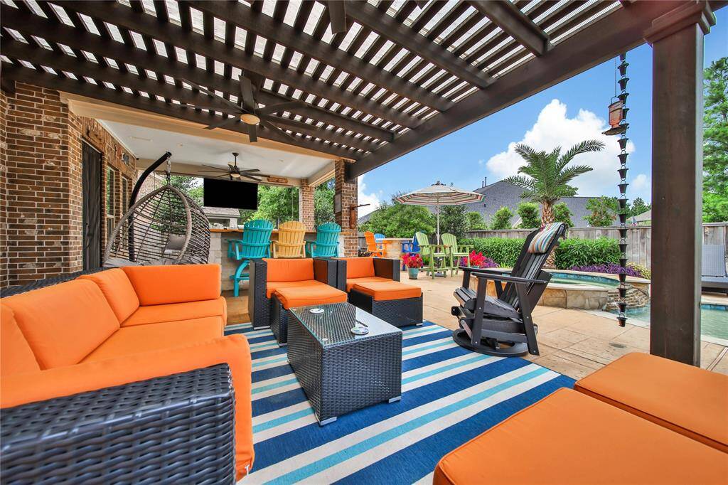 Vacation vibes everyday in this backyard paradise.