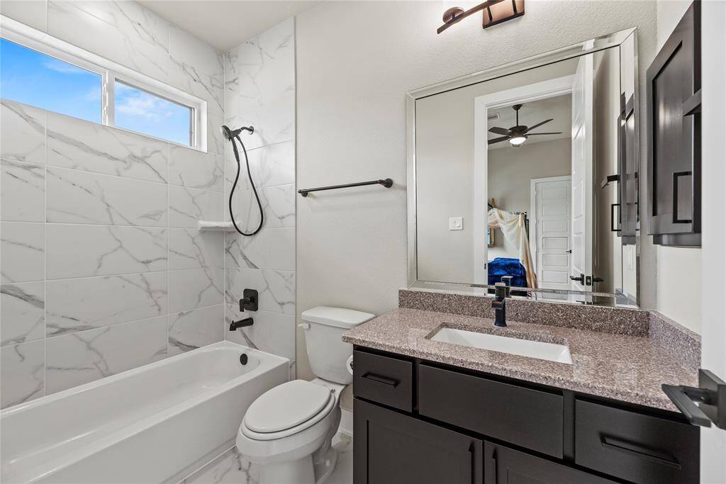 Multiple shower and tub combinations in the home make life easier and more gratifying. Guests are sure to appreciate the convenience of multiple bathing and grooming options.