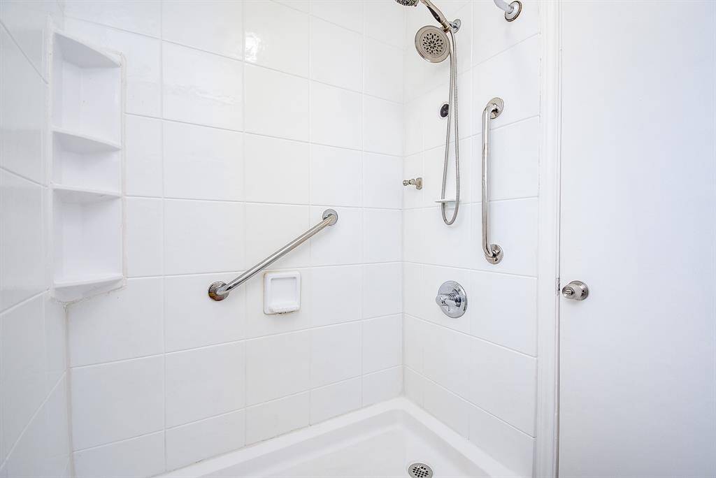 It is complete with a immaculate walk-in shower!