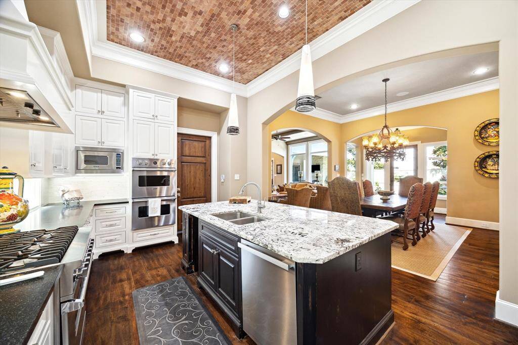This Chris Simms custom home is nothing short of curated details at every turn.