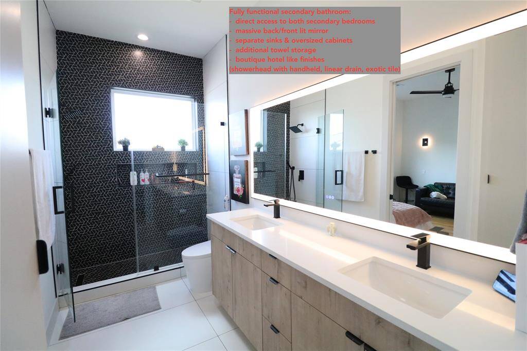 Secondary bedrooms with a direct access to shared bathroom, with 2 skinks, making them fully functional for real life living- whether for children, guests or a dedicated office space.
