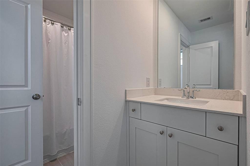 Private Sink for Bedroom #4