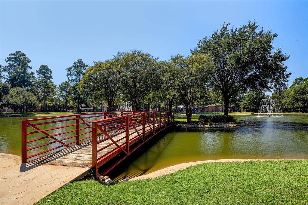 Bridge to fishing island
