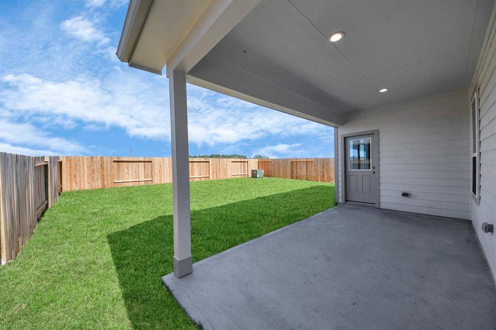 Sample photo of completed home with similar floor plan. As built color and selections may vary.