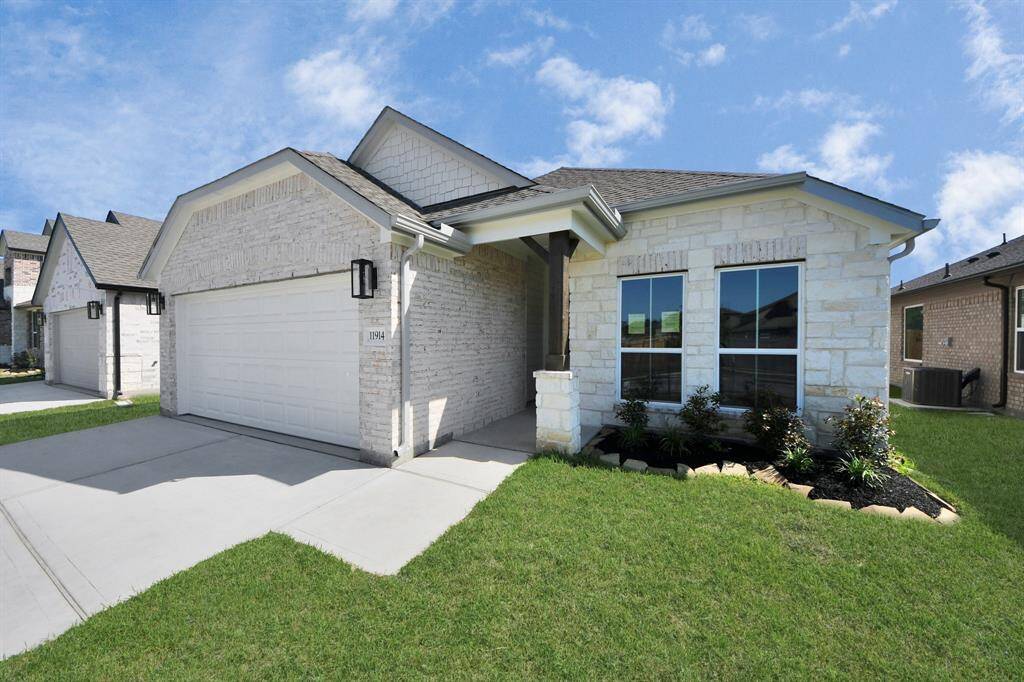 Sample photo of completed home with similar floor plan. Actual colors and selections may vary.