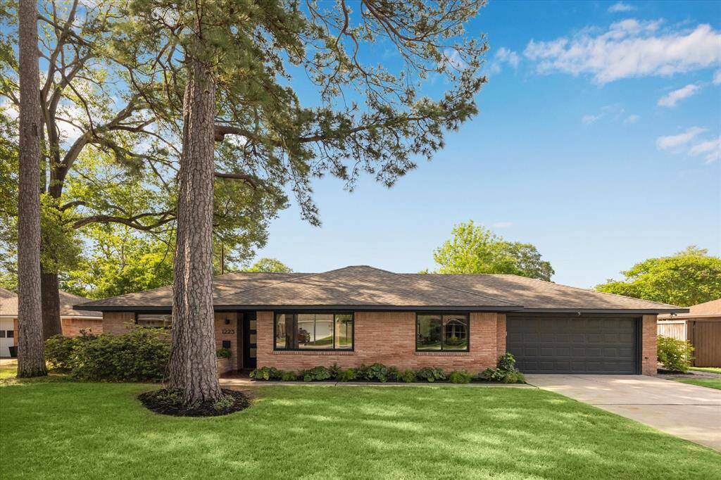 Welcome to 1223 Lehman! This one-of-a-kind Oak Forest gem was extensively and thoughtfully renovated in *2021 with warm, earthy finishes that exude a perfect mid-century vibe. *per seller