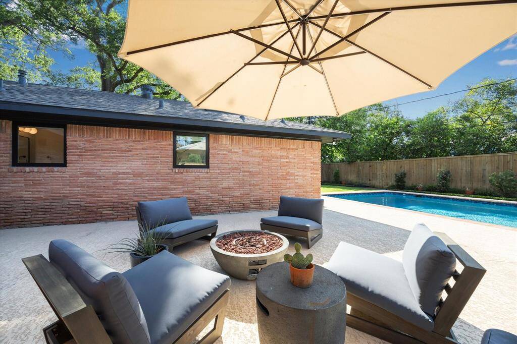 Large patio to sit back and relax as you watch your loved ones!