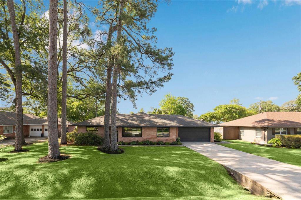 Plenty of greenspace on this 10, 710 SF Lot.