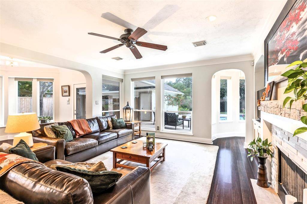 Another view of the large family room. From here you can see how the room opens up to the breakfast room.