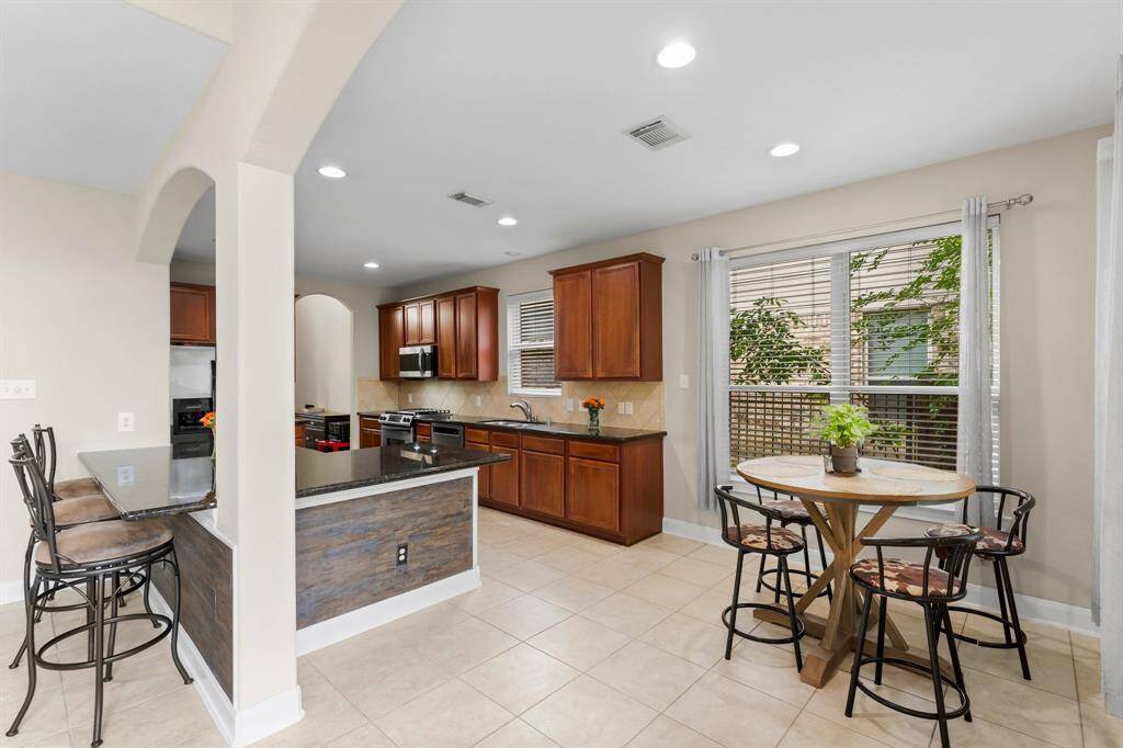 Breakfast area also opened to kitchen and family room